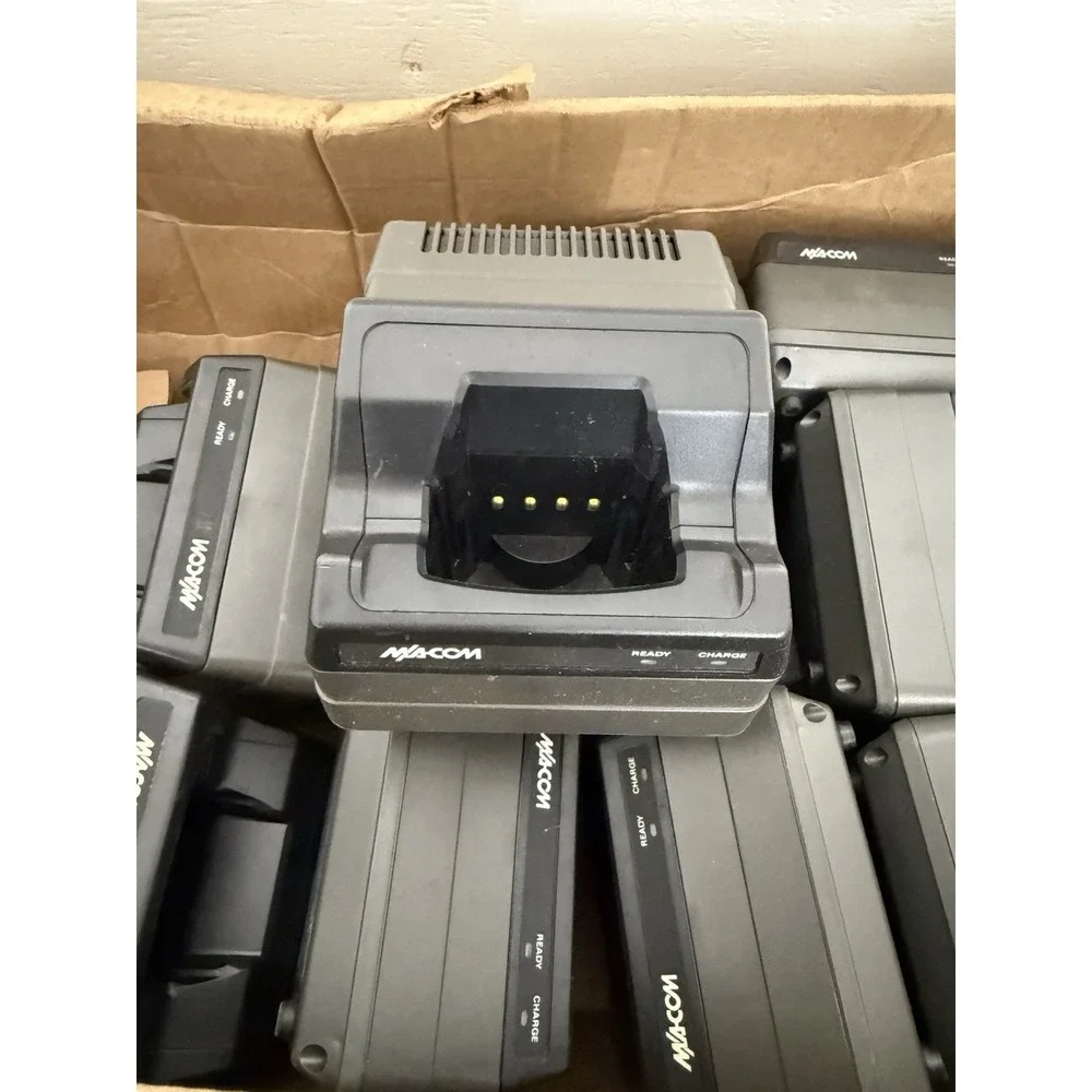 Lot Of 10 M/A-COM P7100 P7200 JAGUAR RAPID BATTERY DESKTOP CHARGER BML 161 78/20